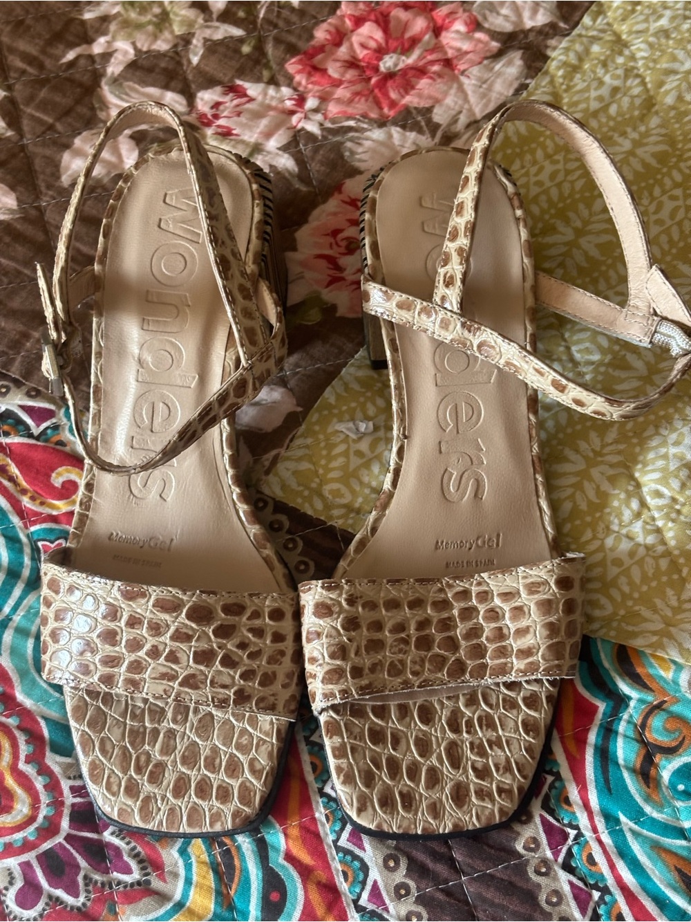 Wonders Alligator Sandals-Size 37-New